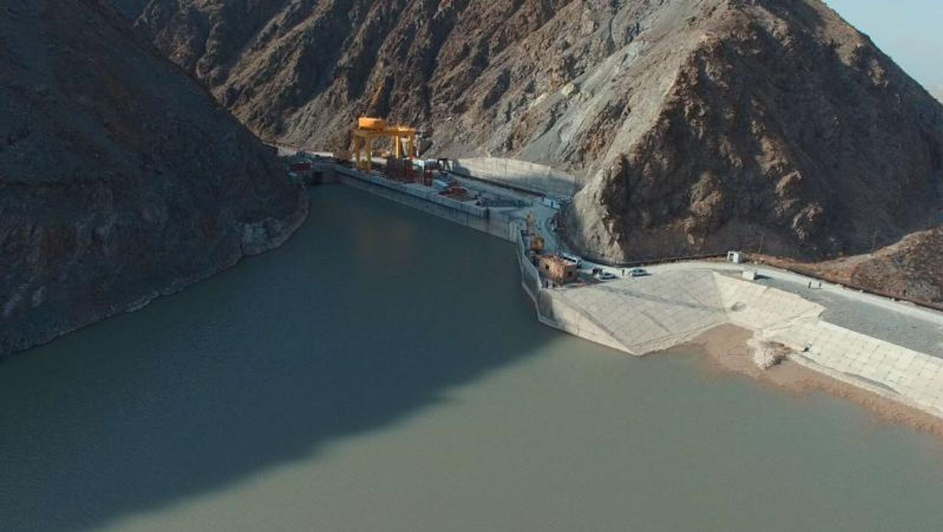 В Ташкенте обсудили реальные шаги по строительству Камбаратинской ГЭС-1 - Sputnik Казахстан, 1920, 28.01.2025