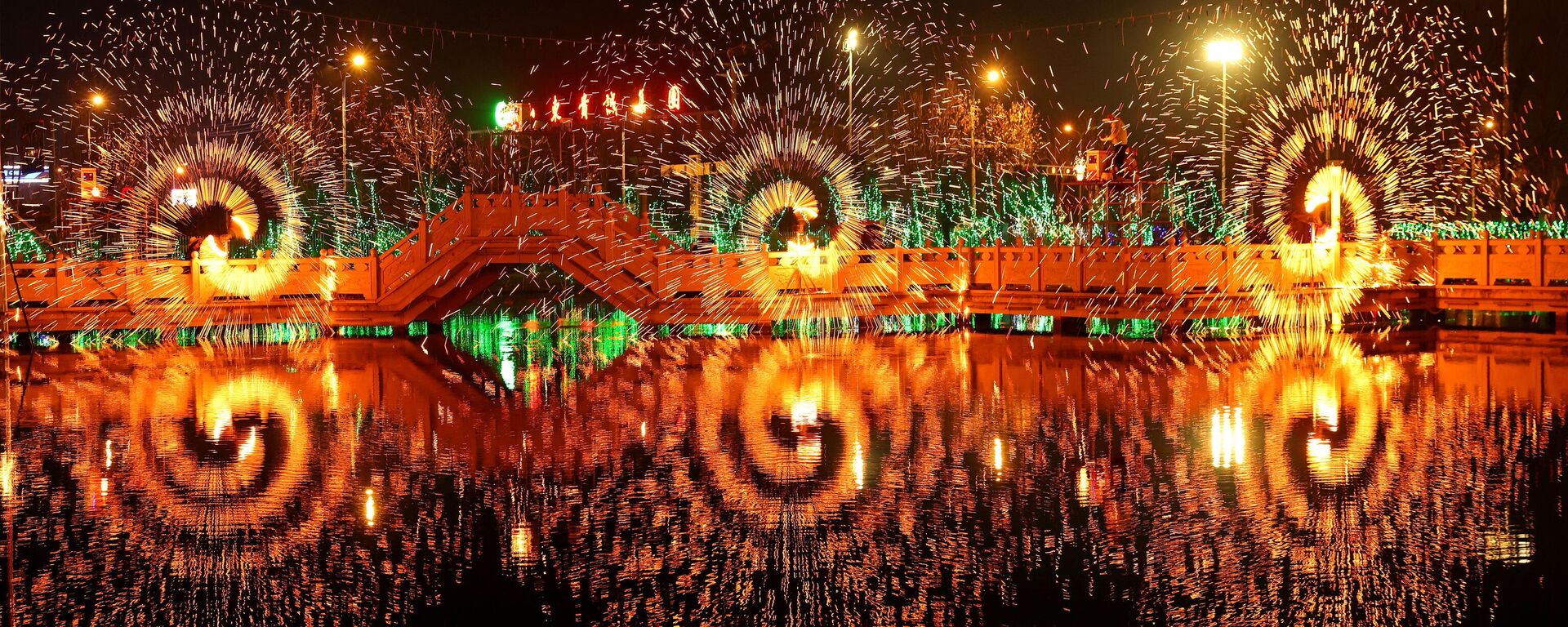 Празднование Нового года по Лунному календарю в Китае - Sputnik Казахстан, 1920, 29.01.2025