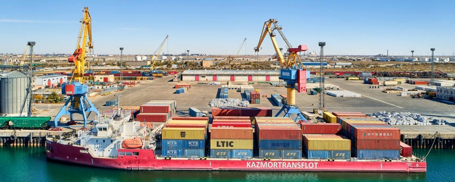 Морские грузоперевозки   - Sputnik Казахстан, 1920, 18.03.2026
