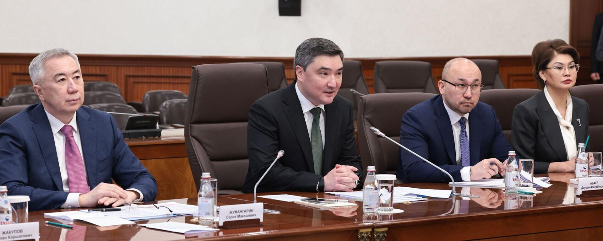 Астанада Олжас Бектенов пен Михаил Мишустин сауда-экономикалық ынтымақтастықты талқылады - Sputnik Қазақстан, 1920, 30.01.2025