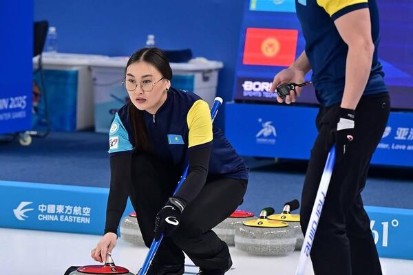 Казахстанские керлингисты - Sputnik Казахстан