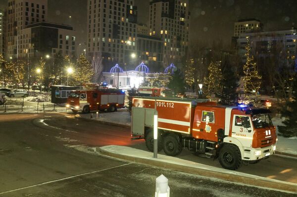 Учения в здании КТЖ в Астане Учения в здании КТЖ в Астане - Sputnik Казахстан