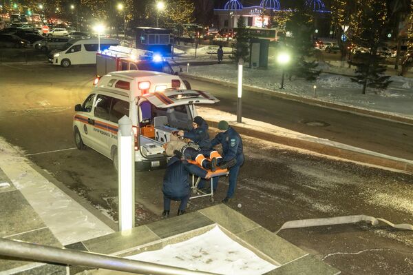 Учения в здании КТЖ в Астане Учения в здании КТЖ в Астане - Sputnik Казахстан