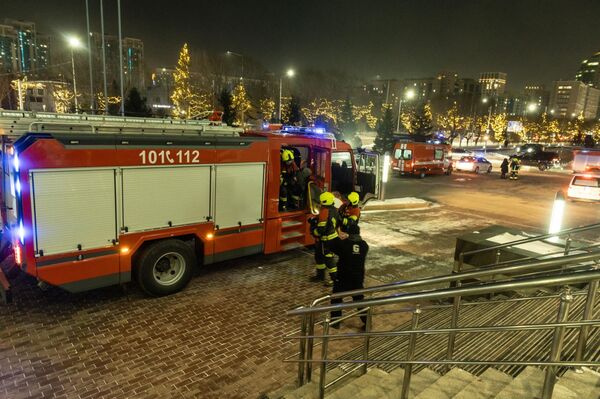 Учения в здании КТЖ в Астане Учения в здании КТЖ в Астане - Sputnik Казахстан