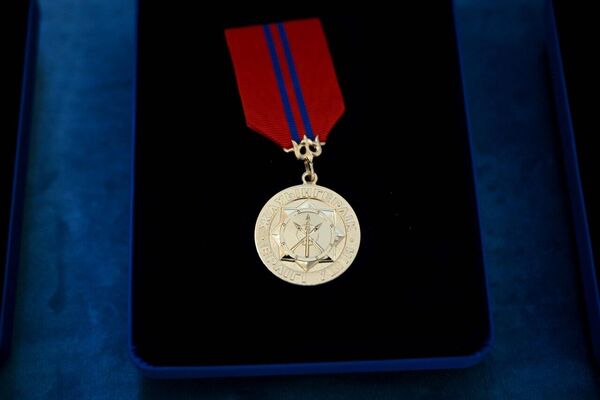 Токаев  вручил награды сотрудникам силовых структур Казахстана - Sputnik Казахстан