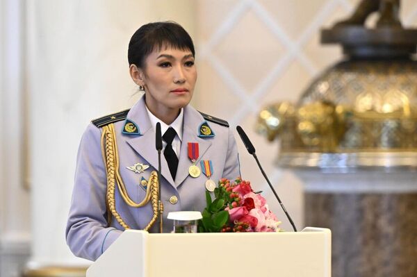 Токаев  вручил награды сотрудникам силовых структур Казахстана - Sputnik Казахстан