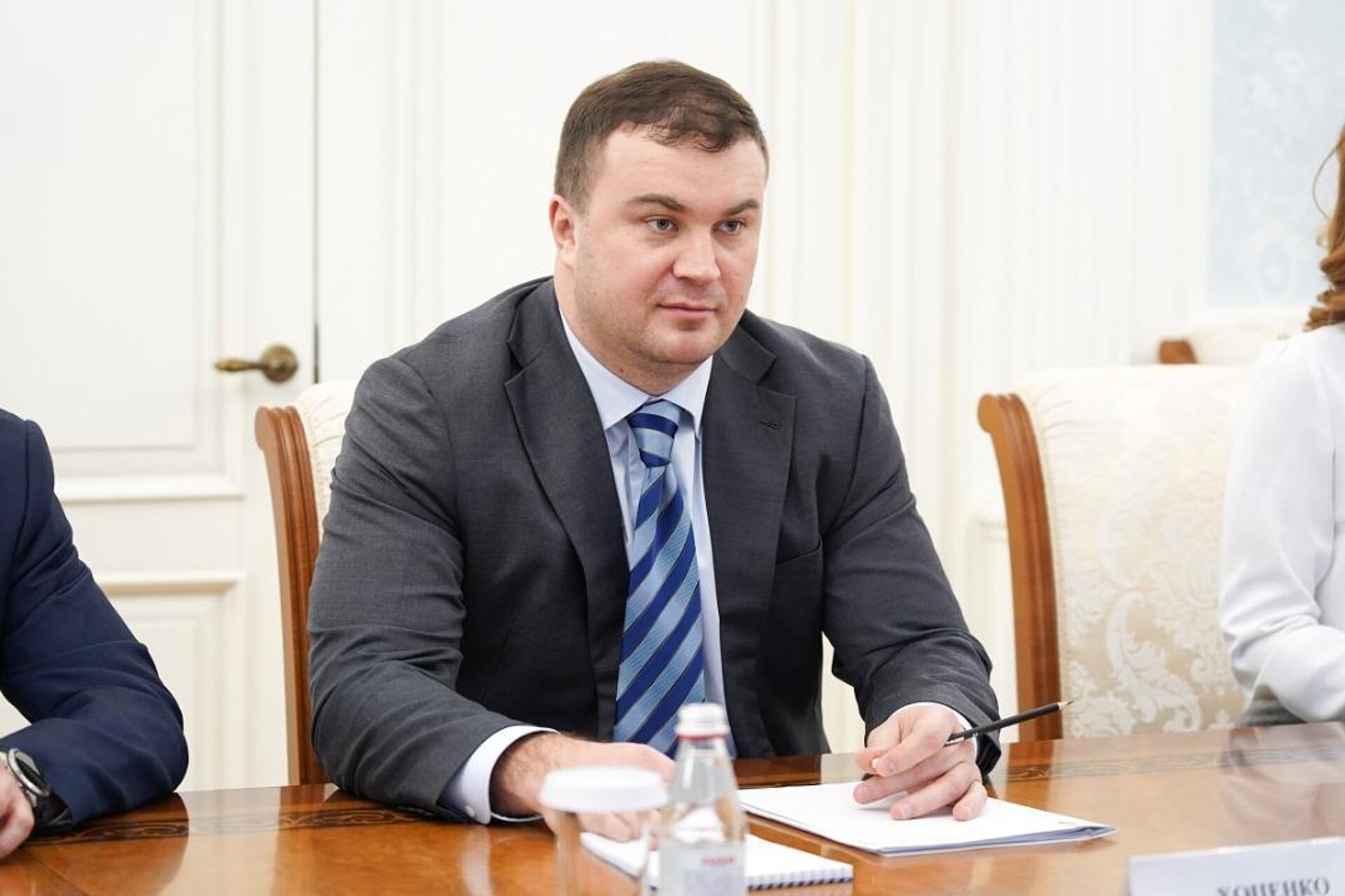 Посол Казахстана в России Даурен Абаев посетил Омскую область  - Sputnik Казахстан, 1920, 12.02.2025