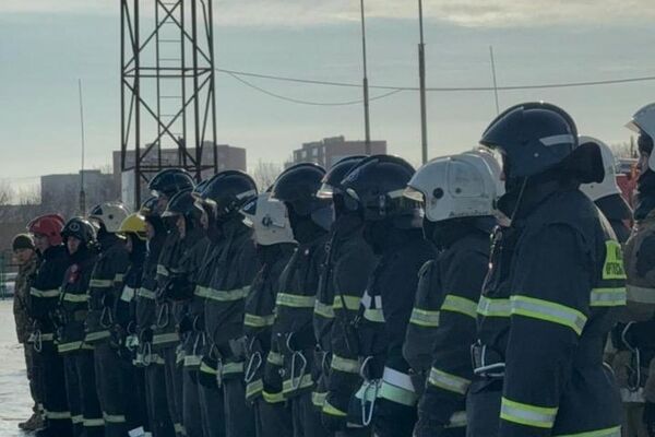 В Казахстане проходят республиканские учения по тушению пожаров на нефтебазах - Sputnik Казахстан