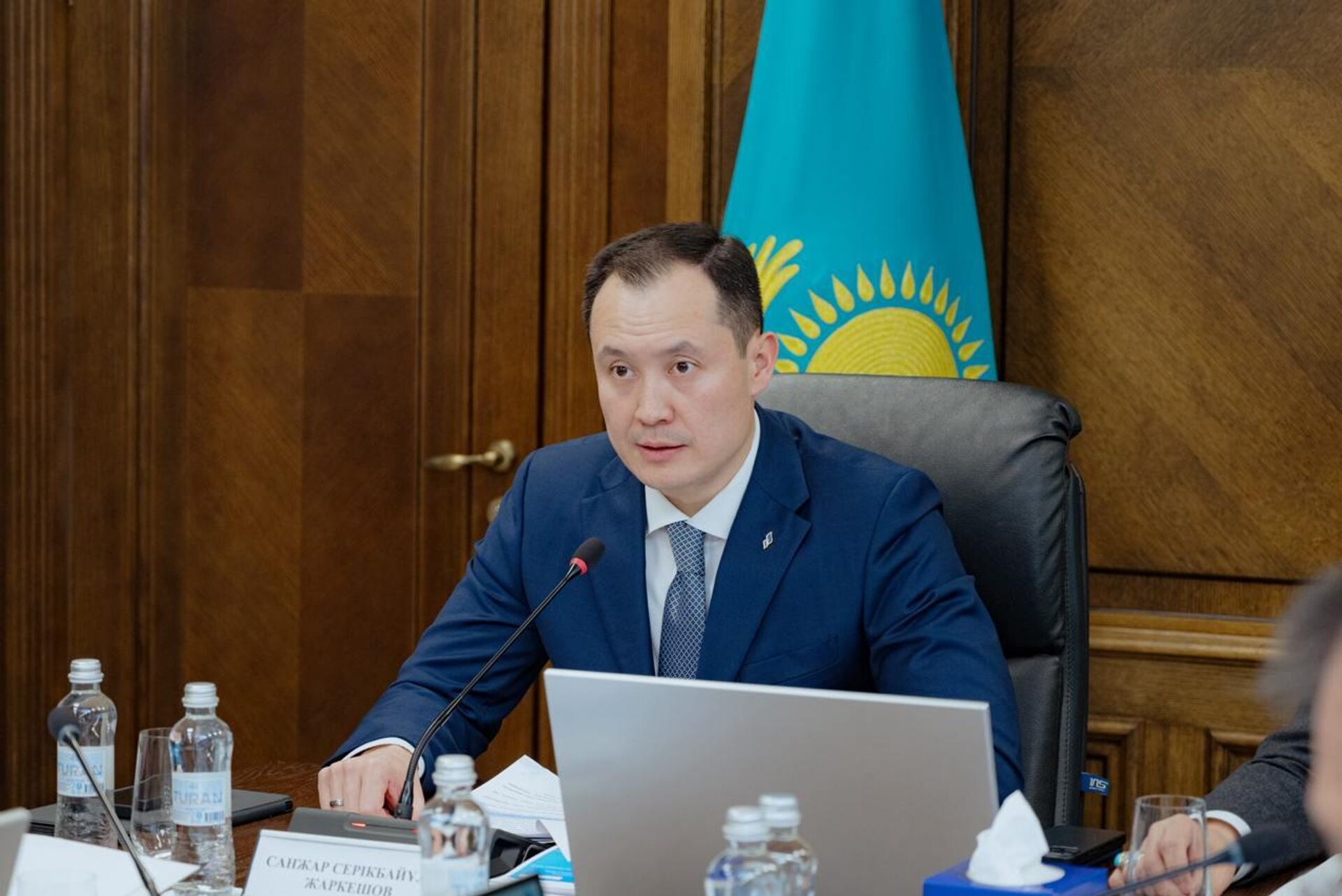 Депутаты Мажилиса заслушали отчет руководства QazaqGaz о ключевых проектах газовой отрасли Депутаты Мажилиса заслушали отчет руководства QazaqGaz о ключевых проектах газовой отрасли - Sputnik Казахстан, 1920, 26.02.2025