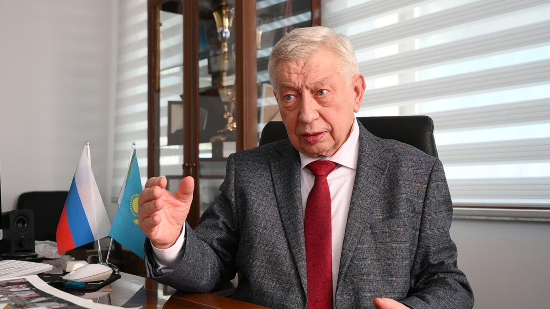 Директор Казахстанского филиала МГУ Александр Владимирович Сидорович - Sputnik Казахстан, 1920, 28.02.2025