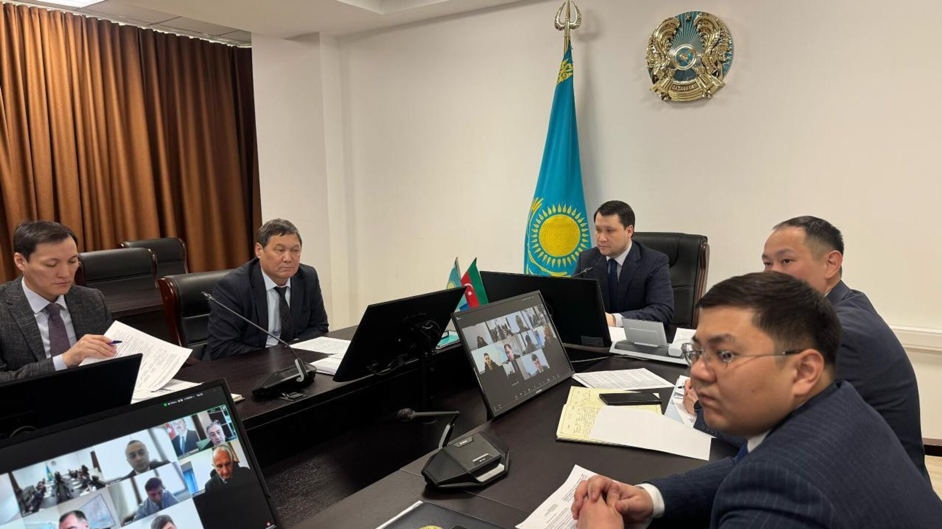  Заседание казахстанско-азербайджанской рабочей группы - Sputnik Казахстан, 1920, 04.03.2025