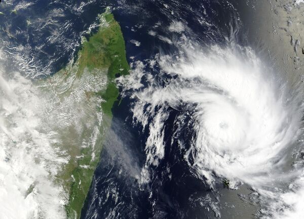 Тропический циклон "Гаранс" впервые сформировался над южной частью Индийского океана. - Sputnik Казахстан