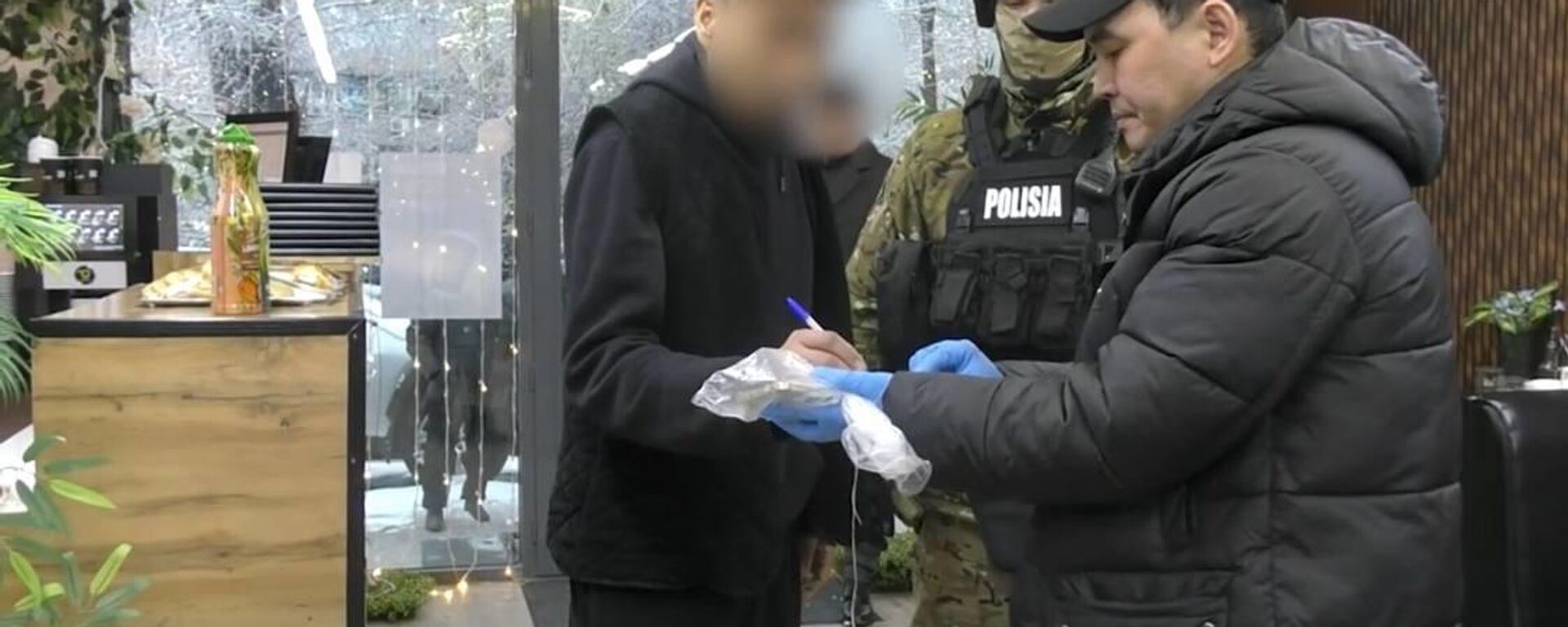 Алматинского повара задержали за продажу гашиша - Sputnik Казахстан, 1920, 11.03.2025