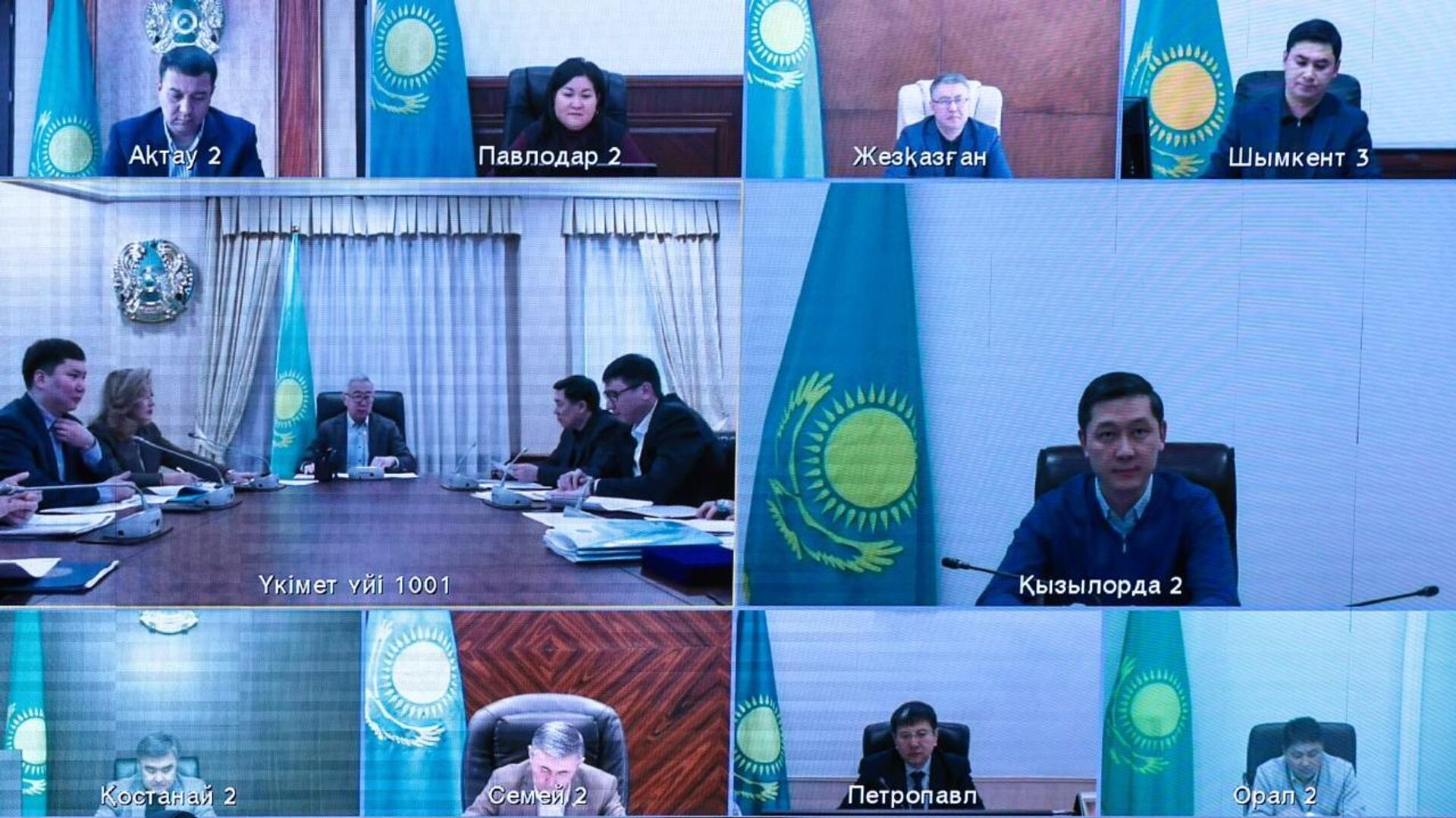  Совещание правительства по вопросам стабилизации цен на СЗПТ - Sputnik Казахстан, 1920, 18.03.2025