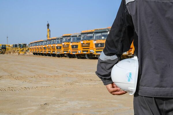 в Атырау забили первые сваи для полиэтиленового завода - Sputnik Казахстан