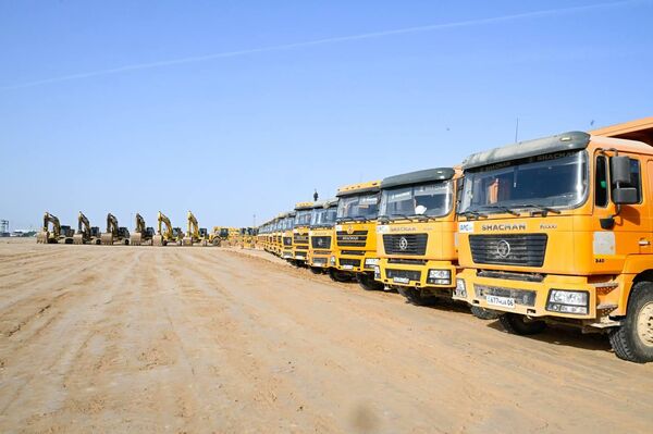 в Атырау забили первые сваи для полиэтиленового завода - Sputnik Казахстан