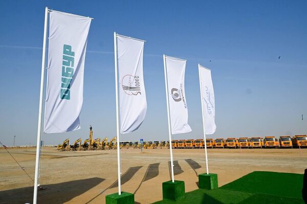 в Атырау забили первые сваи для полиэтиленового завода - Sputnik Казахстан