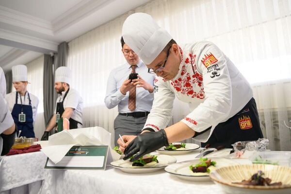 Международный фестиваль по гусеводству Международный фестиваль по гусеводству - Sputnik Казахстан