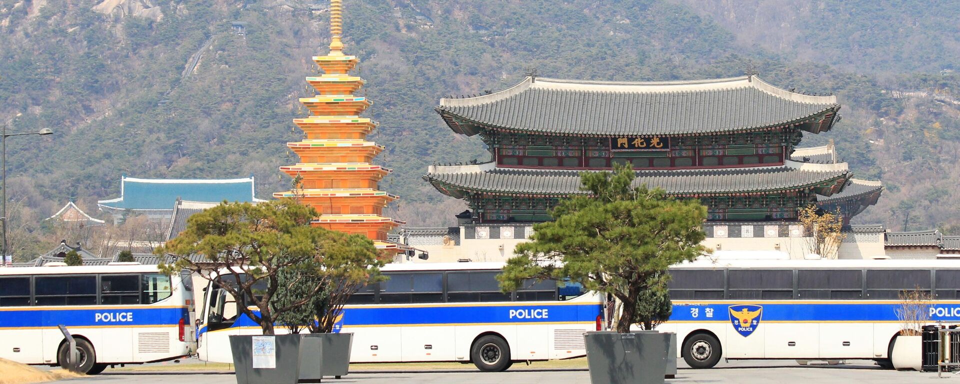 Обстановка в Сеуле  - Sputnik Казахстан, 1920, 08.04.2025