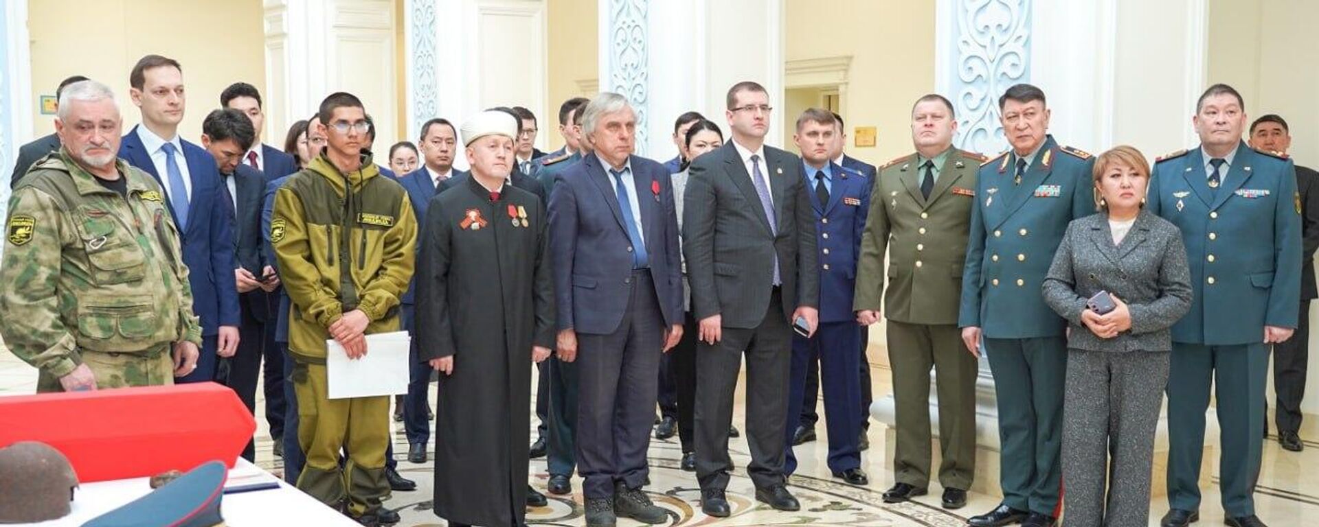 Российские поисковики передали дипломатам в Москве останки погибшего в годы Великой Отечественной войны казахстанского воина - Sputnik Казахстан, 1920, 14.04.2025