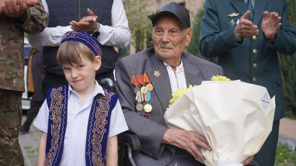 Участник Великой Отечественной войны Иван Матвеевич Бегунов  - Sputnik Казахстан