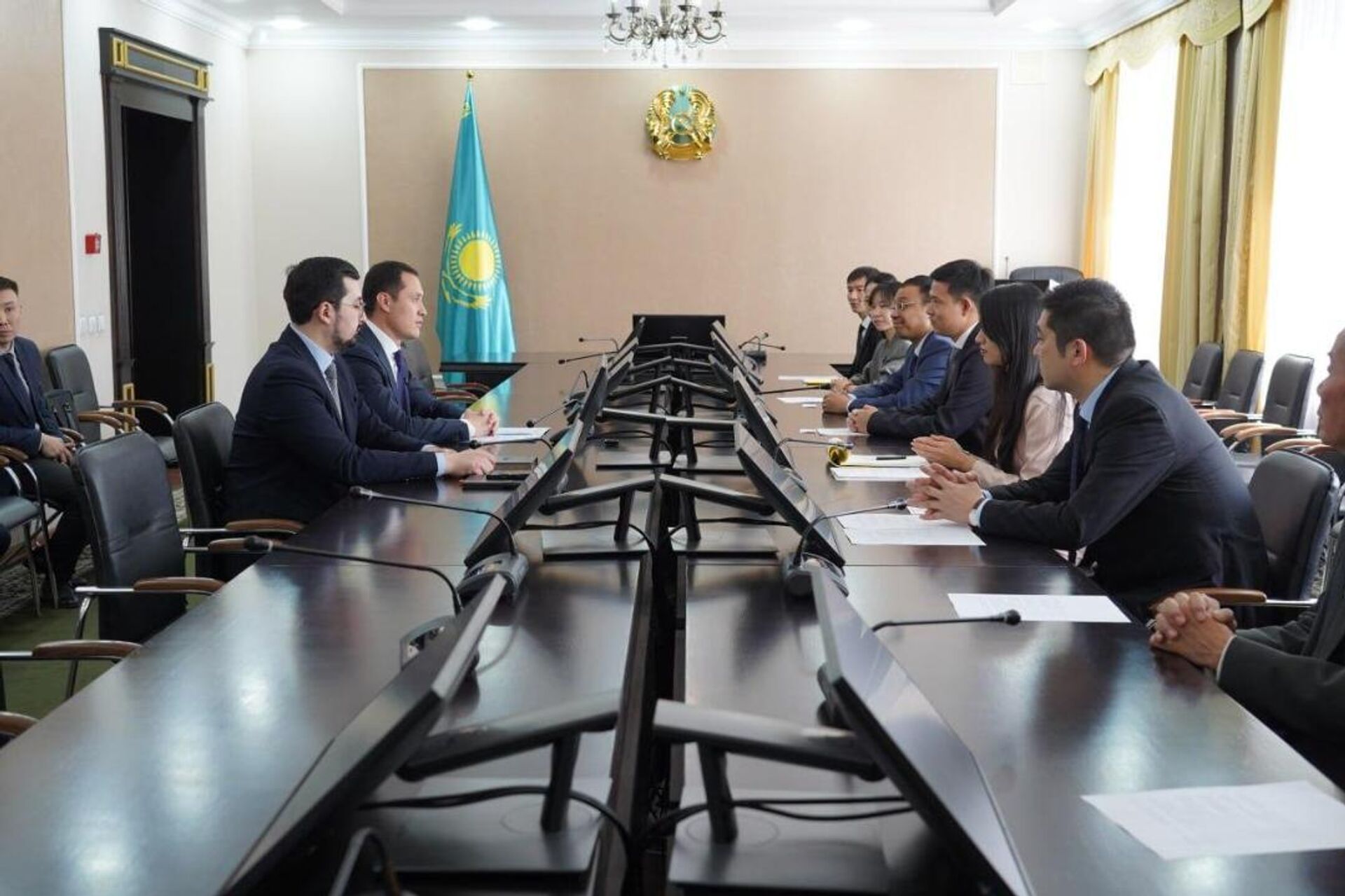 Делегация бизнесменов из провинции Чжэцзян посетила Акмолинскую область - Sputnik Казахстан, 1920, 16.04.2025