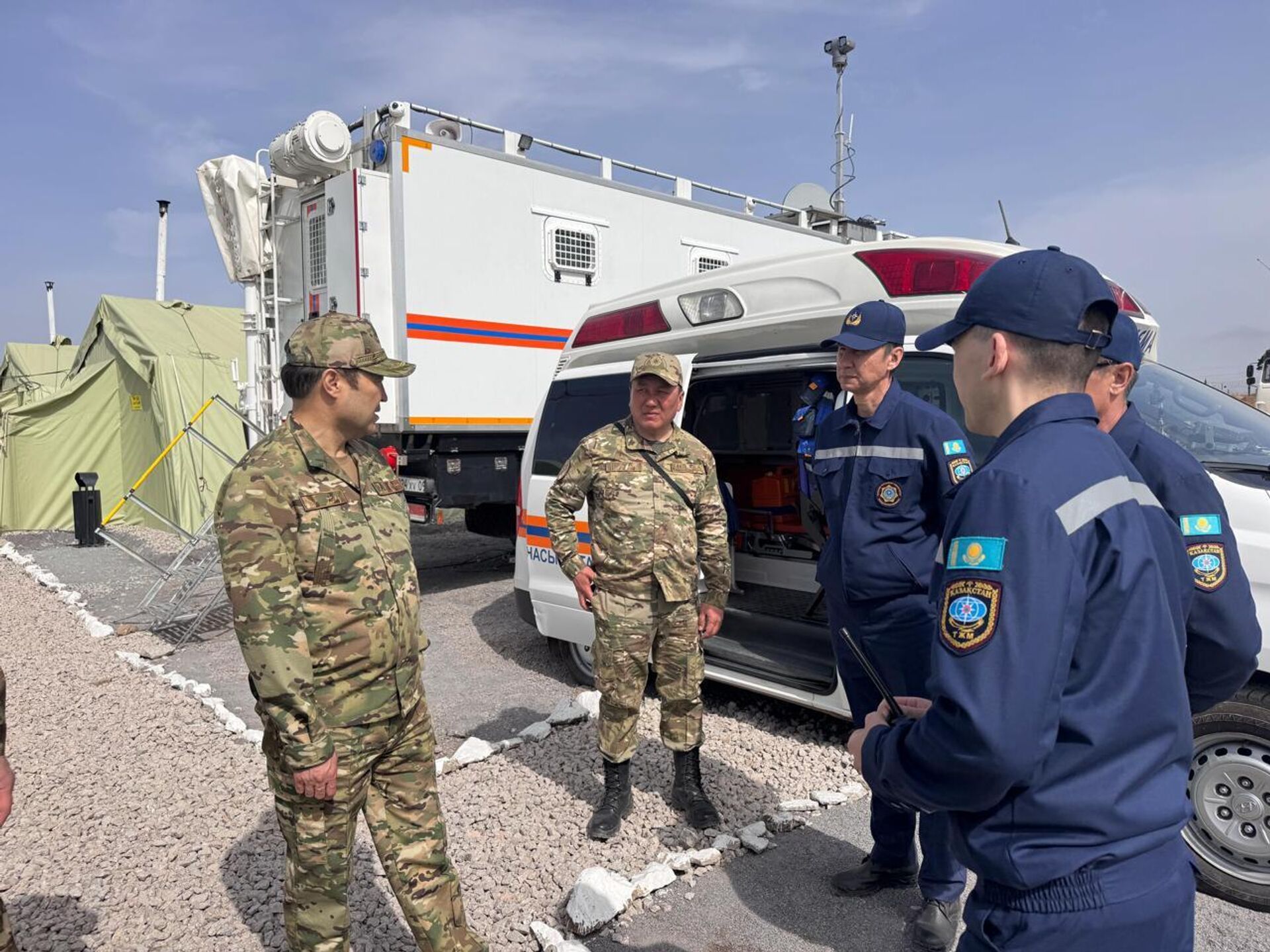 Подразделения МЧС Казахстана примут участие в Параде к 80-летию Победы в Астане Подразделения МЧС Казахстана примут участие в Параде к 80-летию Победы в Астане - Sputnik Казахстан, 1920, 16.04.2025