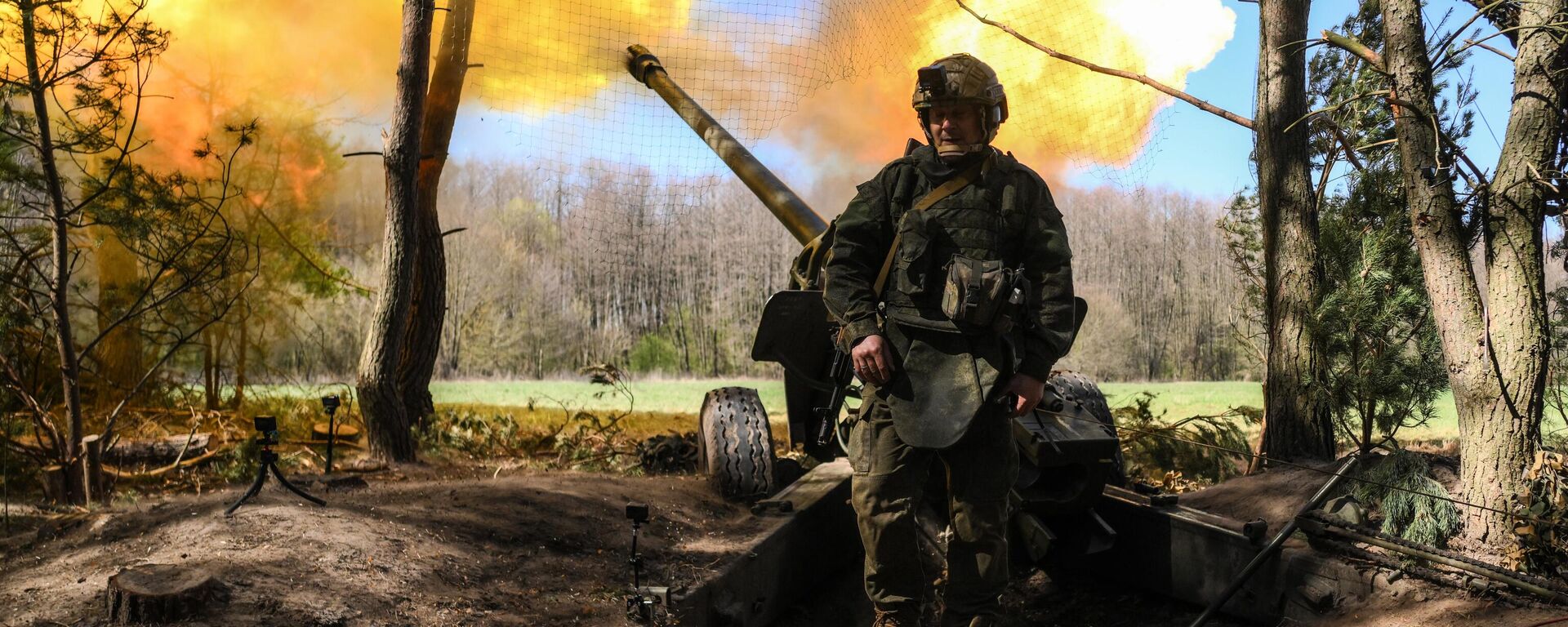 Артиллеристы 30-го мотострелкового полка группировки войск Север - Sputnik Казахстан, 1920, 16.01.2026