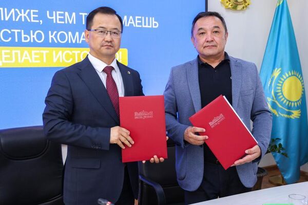 Студенты Жетысуского университета им.И.Жансугурова встретились с Айдыном Аимбетовым - Sputnik Казахстан