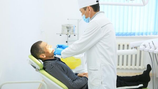 Зейнетақы жинағынан тіс емдету тоқтатылады   - Sputnik Қазақстан