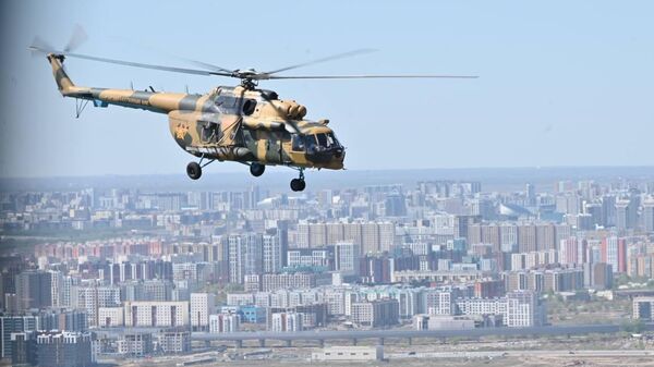Военные летчики облетели Астану, архивное фото
 - Sputnik Казахстан