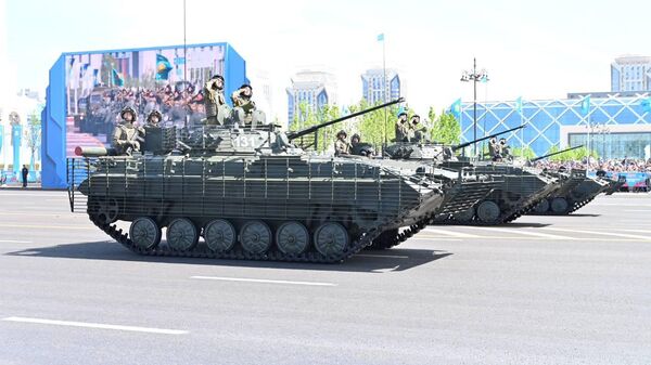 Әскери техника шеруі - Sputnik Қазақстан