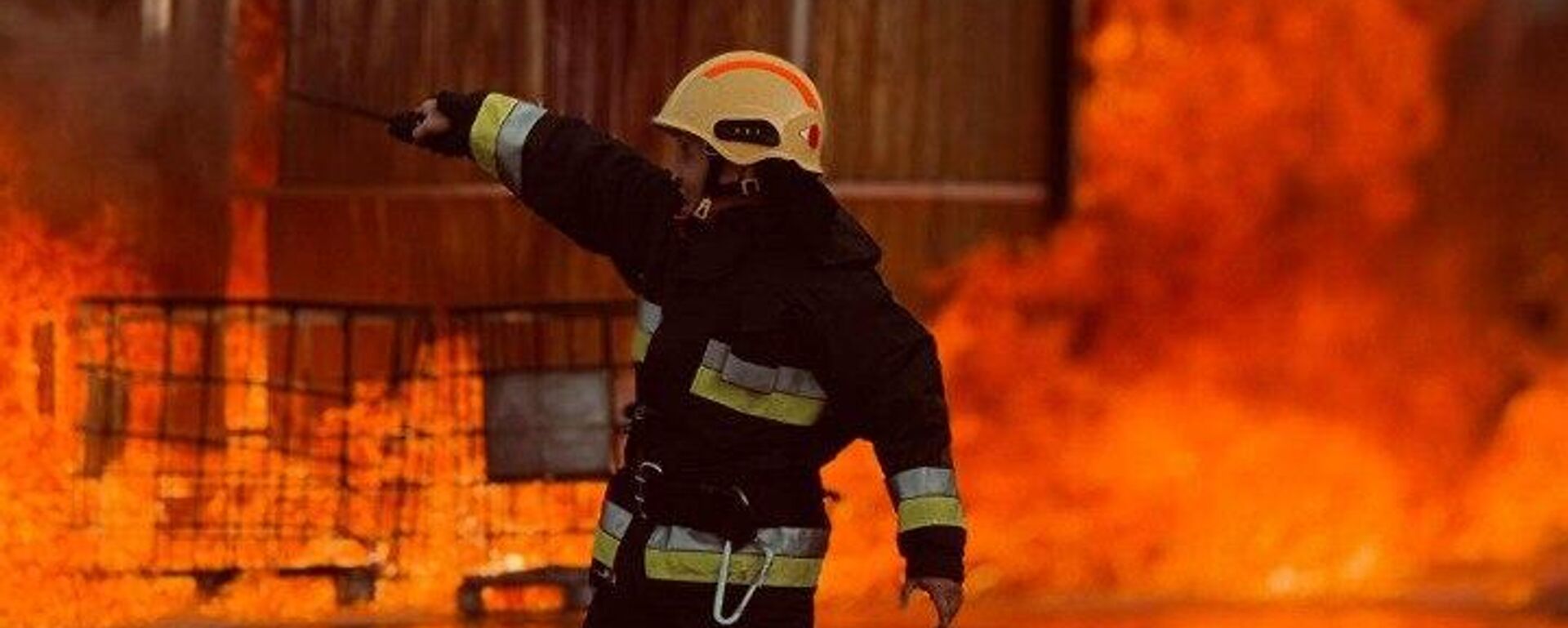 Спасатели  - Sputnik Казахстан, 1920, 14.05.2025