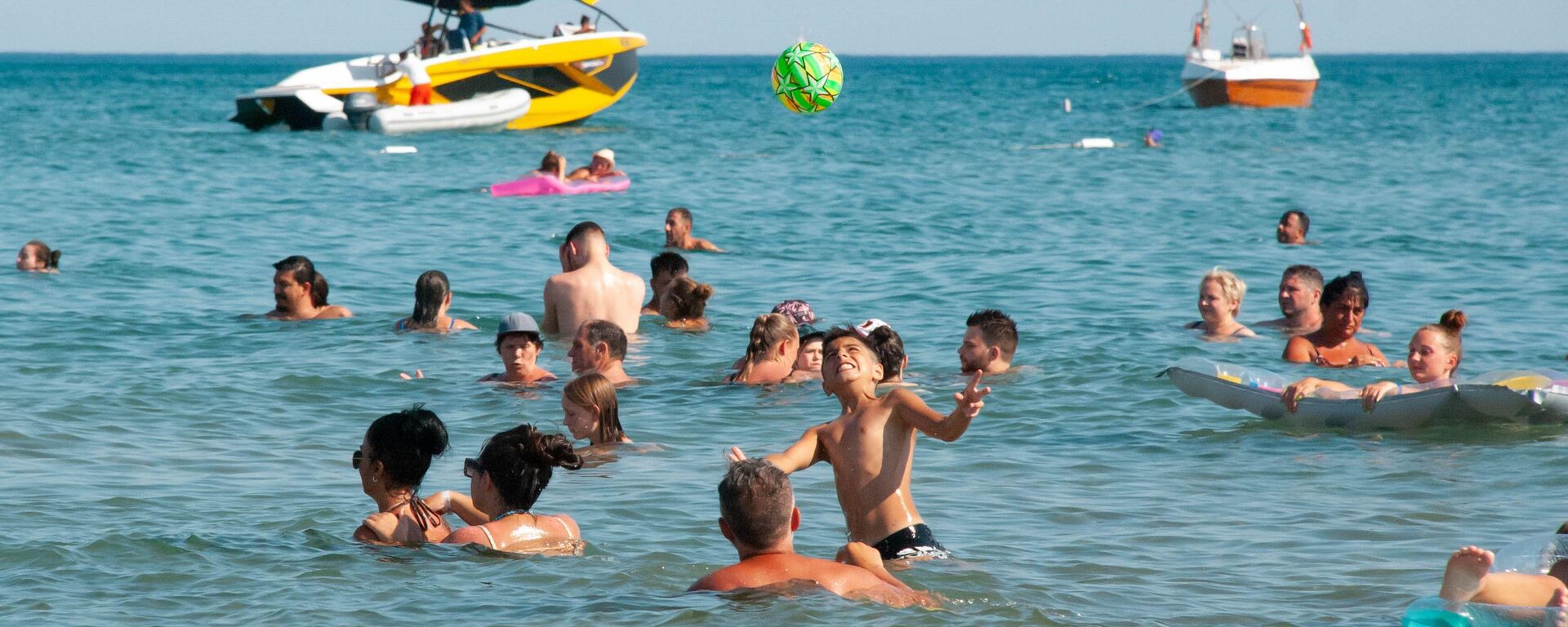 Летний отдых: как и где лучше отдыхать - пресс-конференция - Sputnik Казахстан, 1920, 27.05.2025