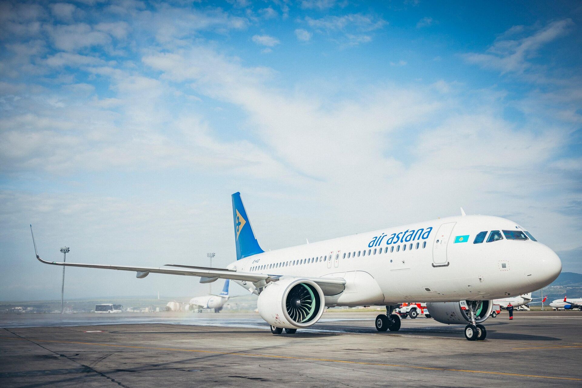 В Тбилиси встретили первый авиарейс из Атырау В Тбилиси встретили первый авиарейс из Атырау - Sputnik Казахстан, 1920, 06.12.2025