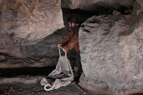 Аида Балаева и Ольга Любимова в Национальном музее Казахстана в Астане - Sputnik Казахстан