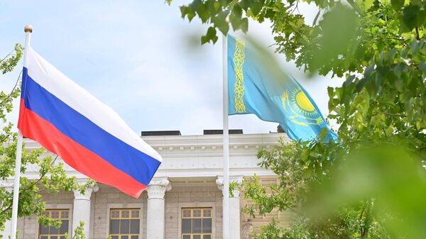 Аллею вечной дружбы между Казахстаном и Россией открыли в Астане  - Sputnik Казахстан