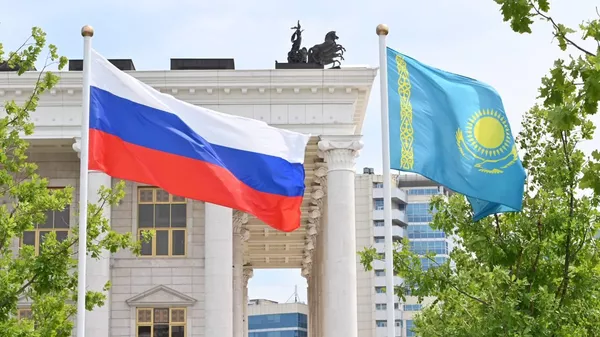 Аллею вечной дружбы между Казахстаном и Россией открыли в Астане  - Sputnik Казахстан