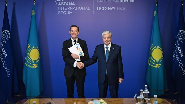 Қасым-Жомарт Тоқаев Google компаниясының Орталық және Шығыс Еуропа бойынша вице-президенті Патрик Ворнкингпен кездесті - Sputnik Қазақстан