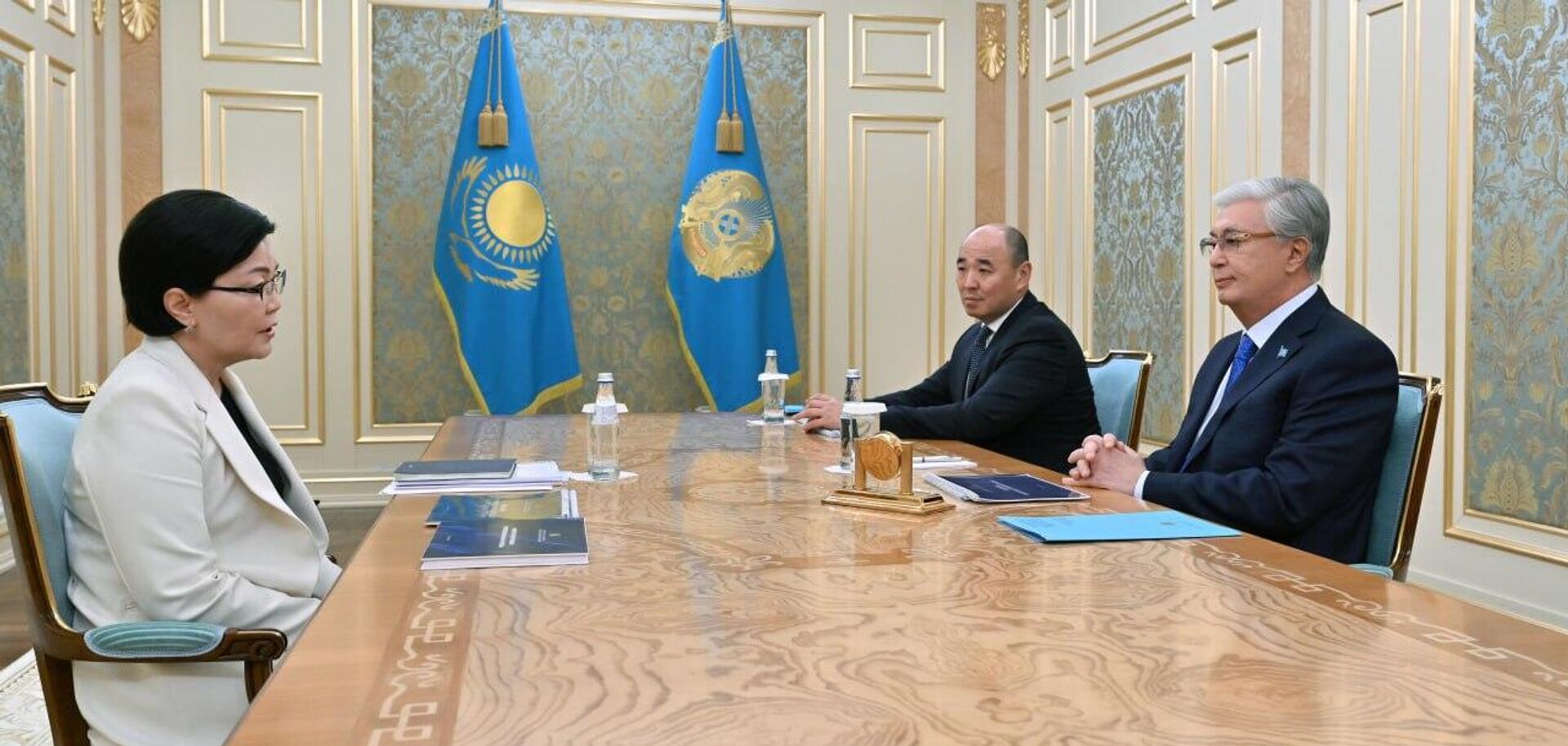 Касым-Жомарт Токаев принял министра труда и социальной защиты населения Светлану Жакупову - Sputnik Казахстан, 1920, 03.06.2025