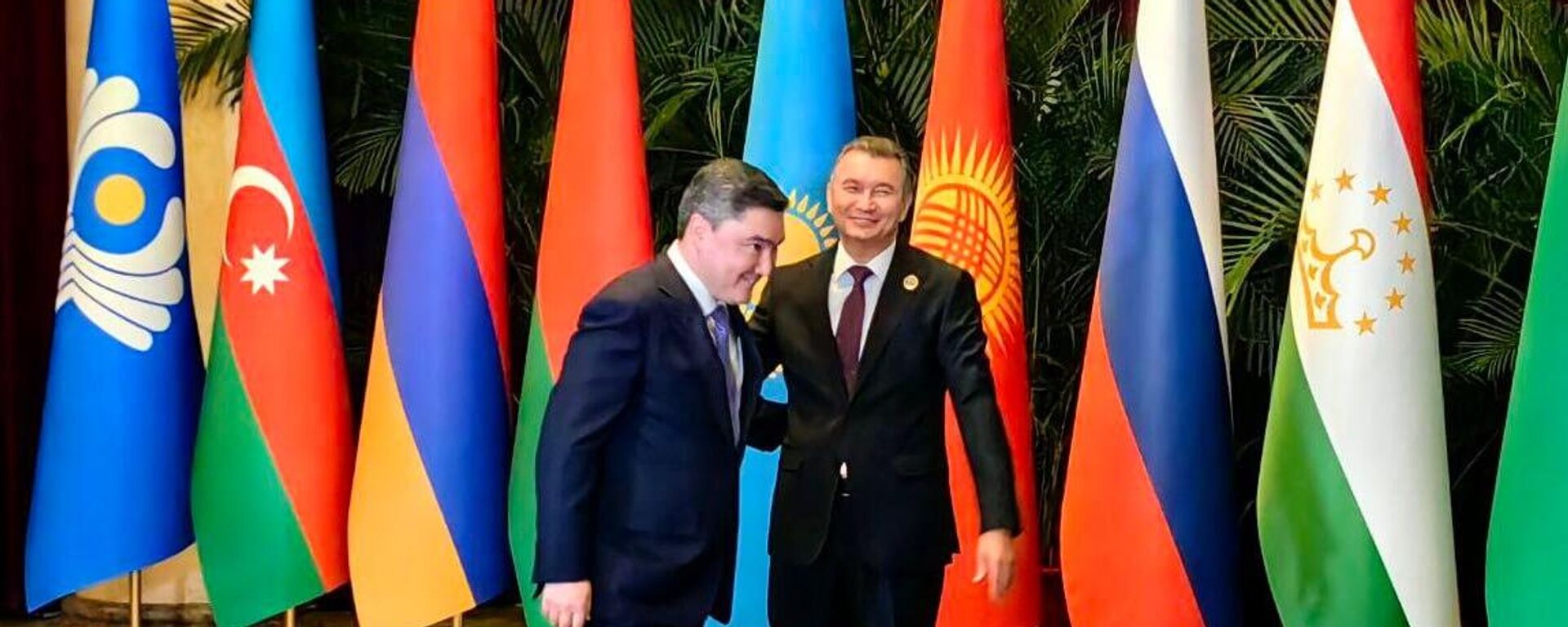 Заседание Совета глав правительств СНГ проходит в Душанбе - прямой эфир - Sputnik Казахстан, 1920, 05.06.2025