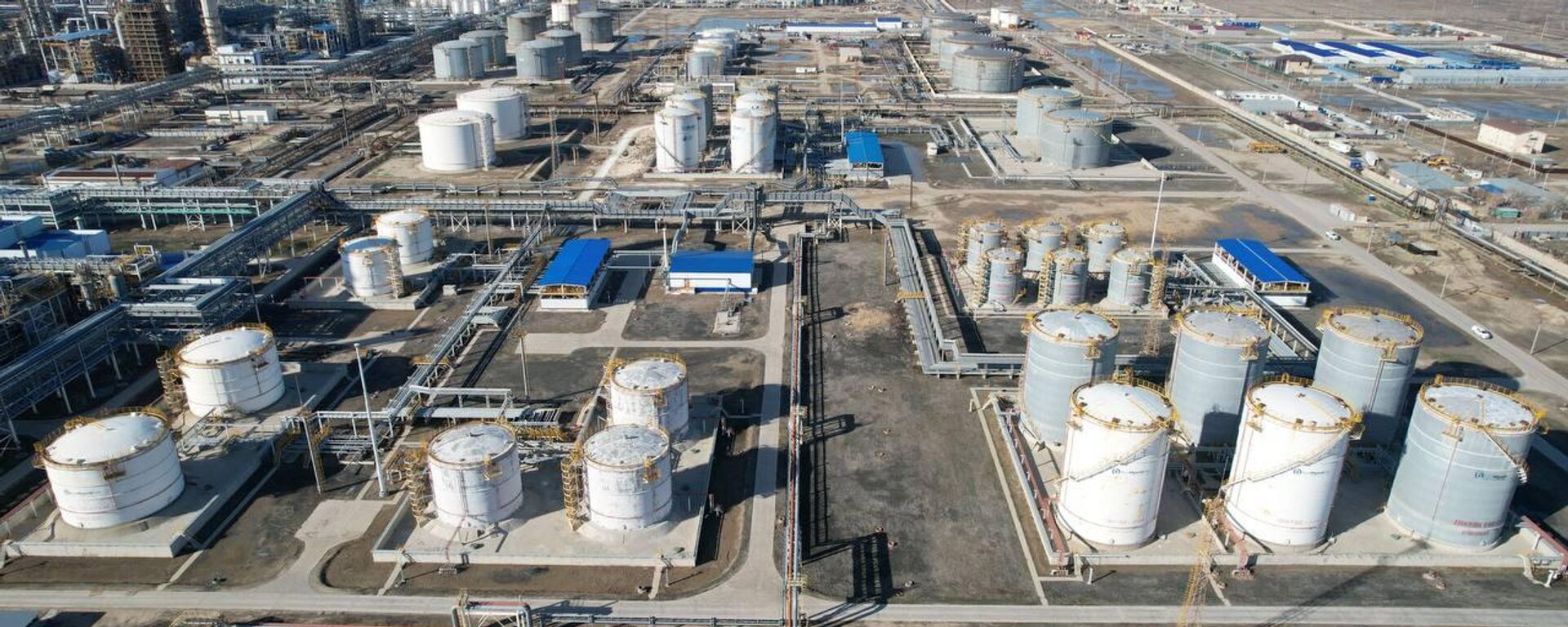 Атырауский нефтеперерабатывающий завод - Sputnik Казахстан, 1920, 31.03.2026