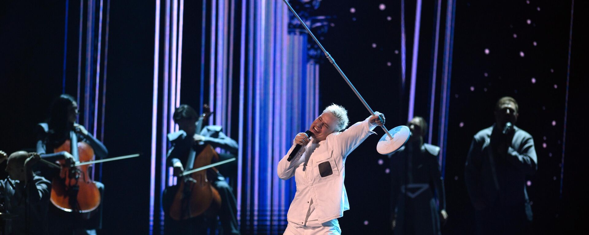 Певец SHAMAN анонсировал песню, с которой будет выступать на конкурсе Интервидение - Sputnik Казахстан, 1920, 12.09.2025