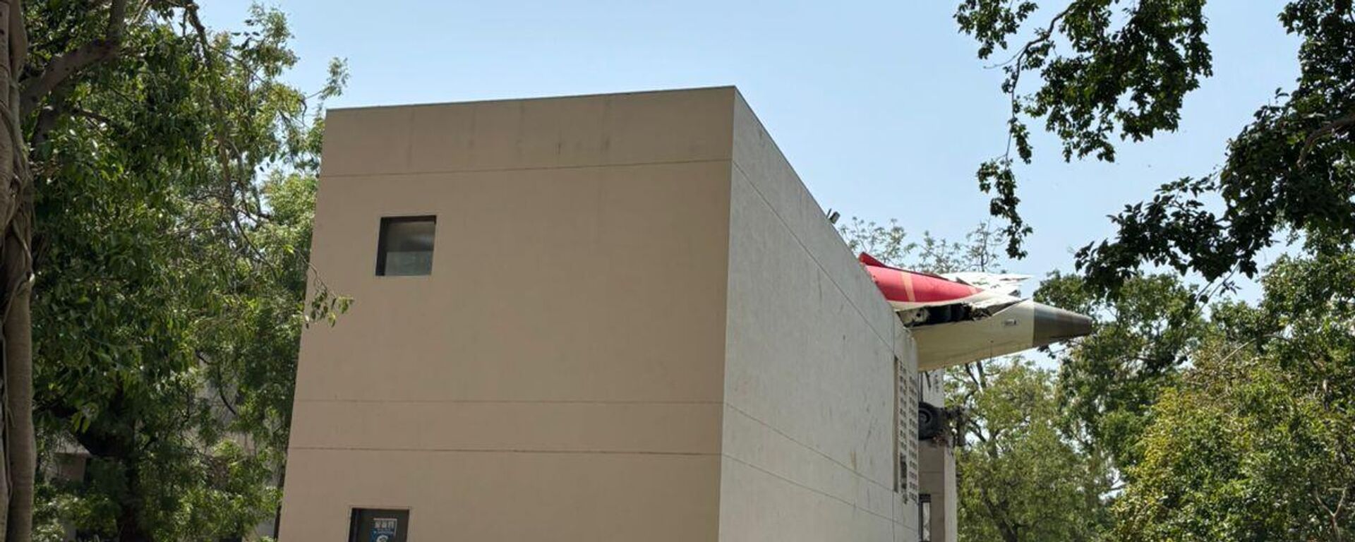 Гуджараттағы ұшақ апаты - Sputnik Қазақстан, 1920, 12.06.2025