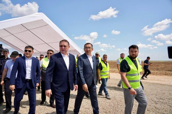 Началось строительство коридора Центр - Запад с выходом на ТМТМ - Sputnik Казахстан