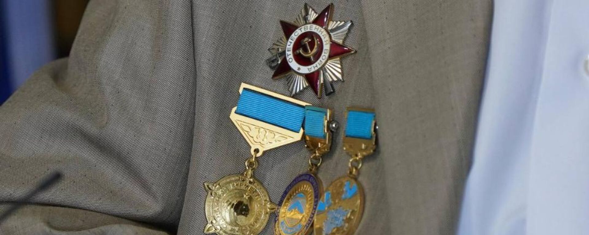 Ветерана Курмата Рахимова поздравили со 101 днем рождения в Усть-Каменогорске - Sputnik Қазақстан, 1920, 27.04.2026