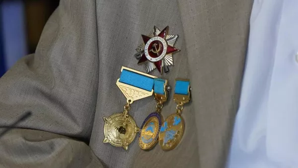 Ветерана Курмата Рахимова поздравили со 101 днем рождения в Усть-Каменогорске - Sputnik Қазақстан