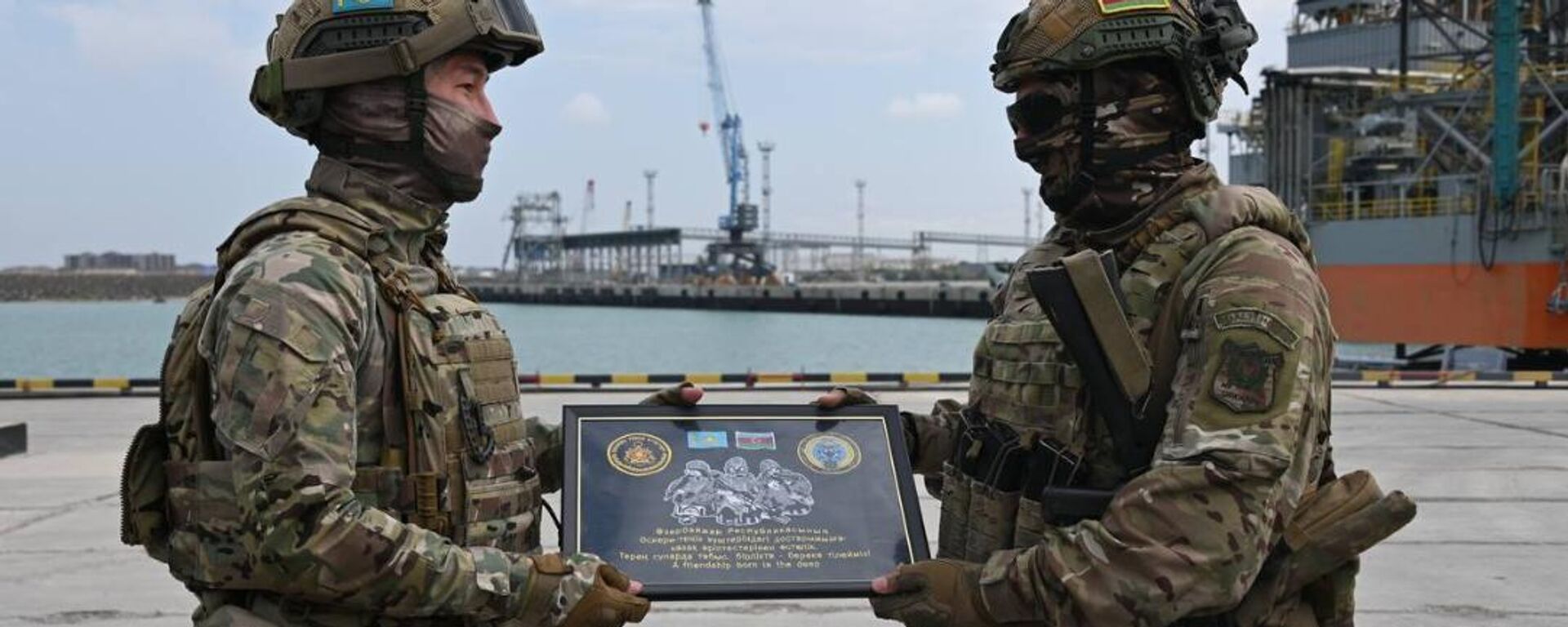 В Актау завершились военно-морские учения Казахстана и Азербайджана Каспийский бриз – 2025 - Sputnik Казахстан, 1920, 19.06.2025