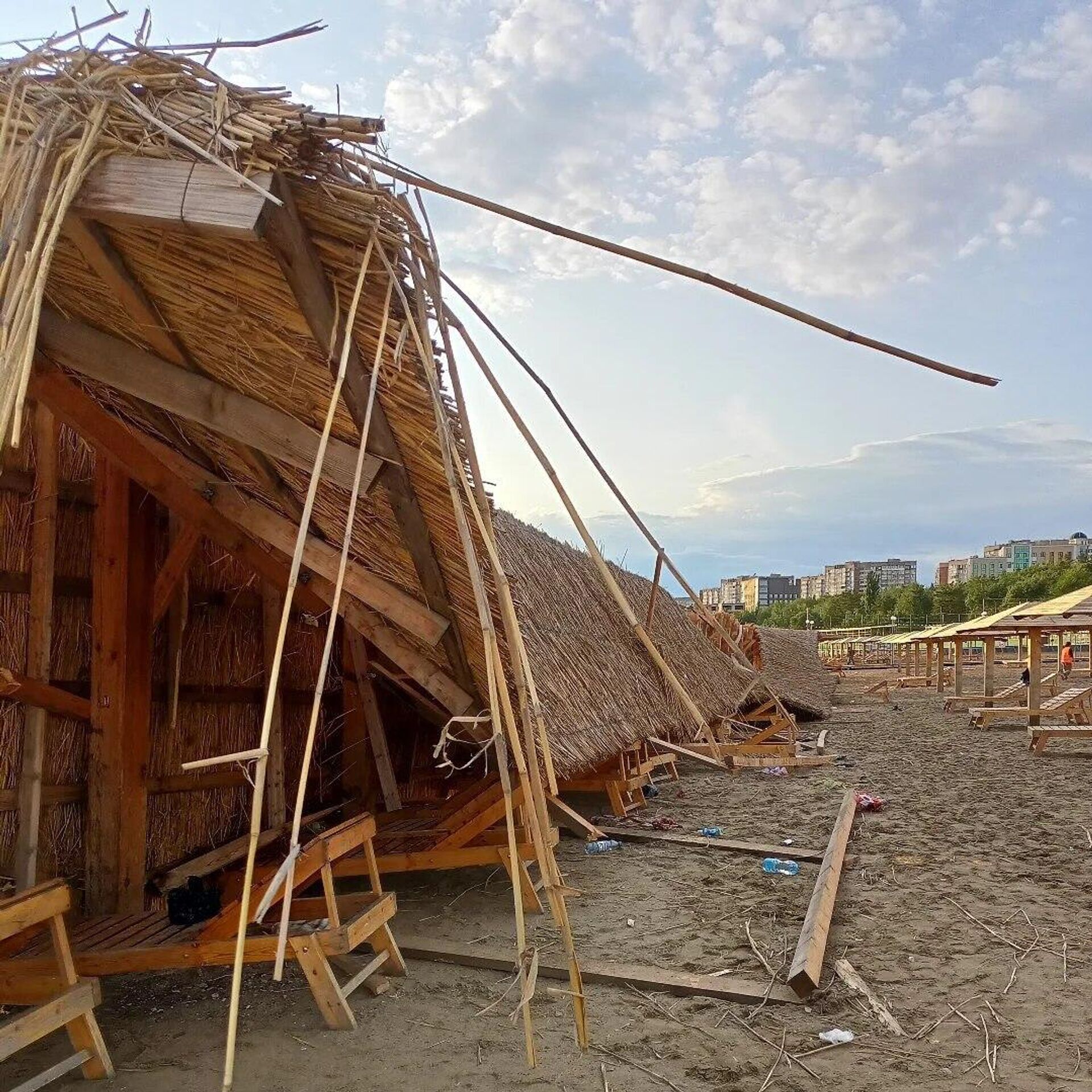 Акимат Павлодарской области показал кадры последствия урагана - Sputnik Казахстан, 1920, 23.06.2025