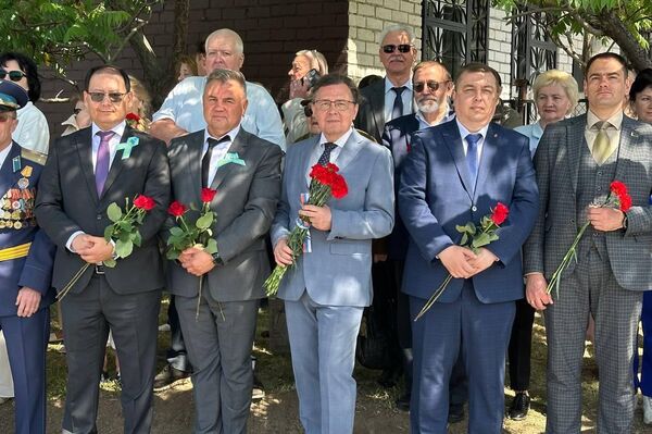 Церемония открытия памятного знака, посвященного советским пограничникам в Бресте - Sputnik Казахстан